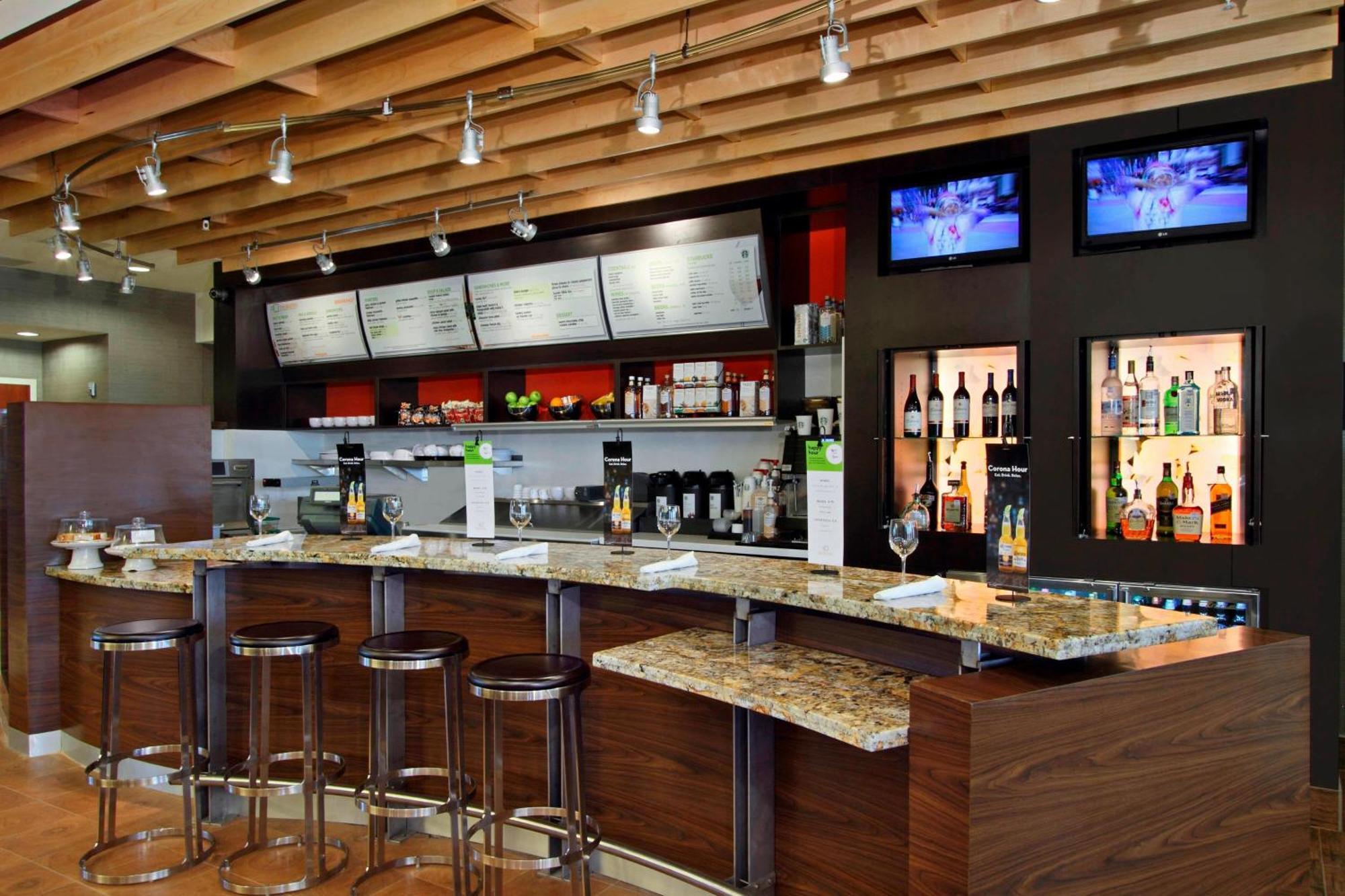 Hotel Courtyard By Marriott Victoria Exterior foto
