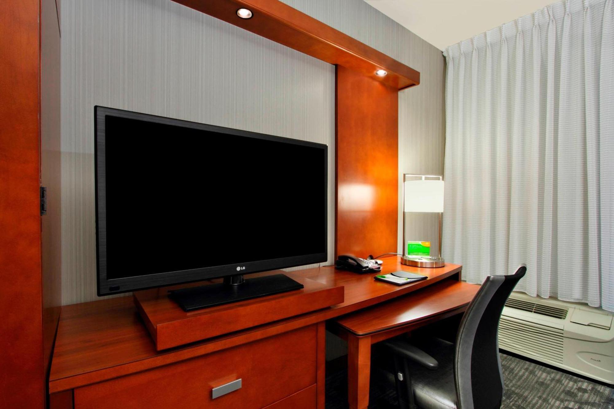 Hotel Courtyard By Marriott Victoria Exterior foto